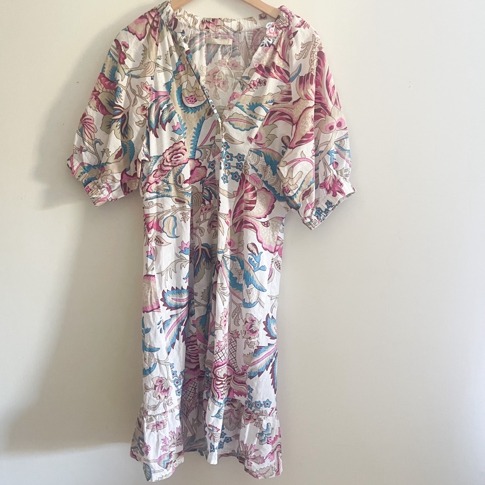 NWT Lola Australia Bold Floral Dress